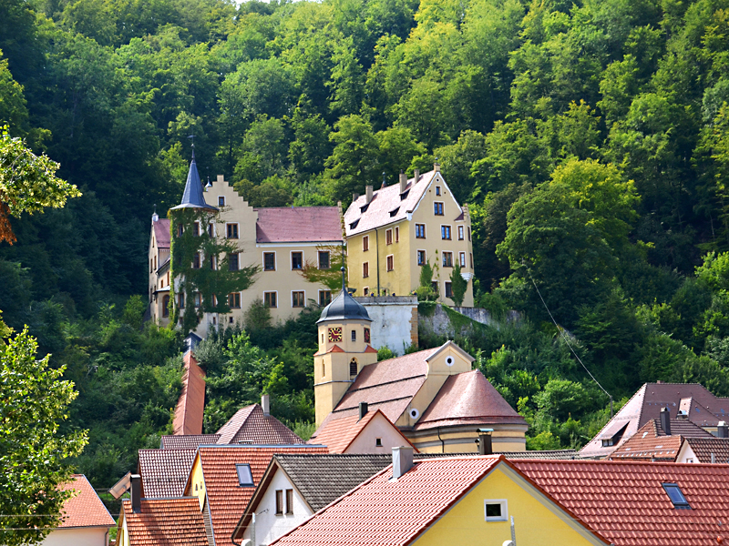 Schloss Weissenstein in Lauterstein