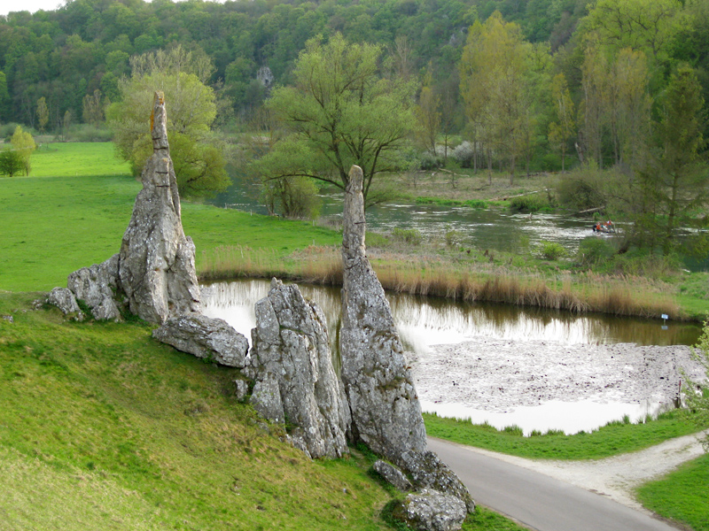 Steinerne Jungfrauen im Eselburger Tal
