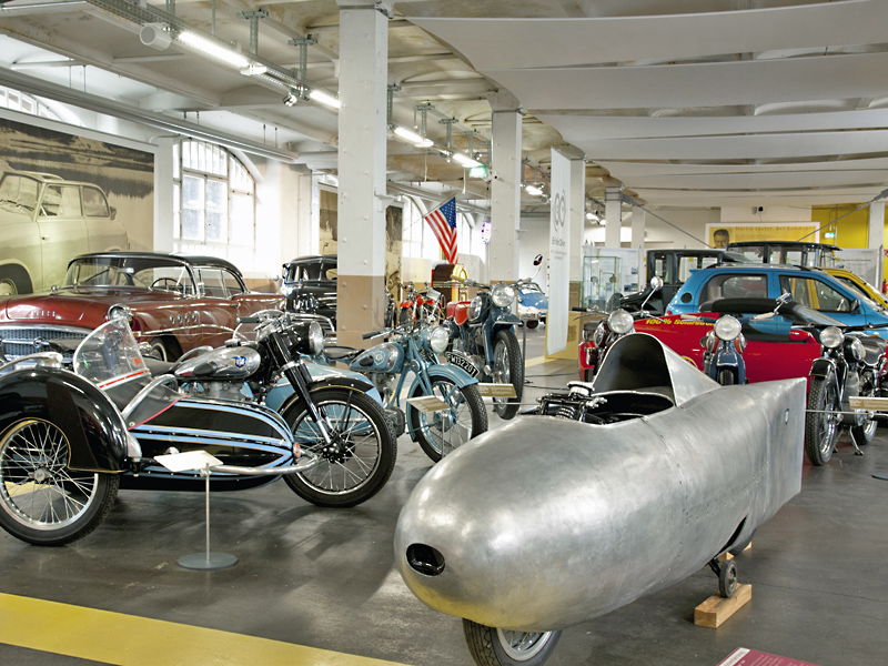 Museum Auto-und Uhrenwelt in Schrammberg