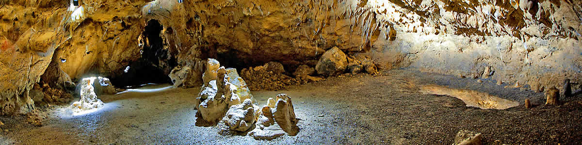 Charlottenhöhle